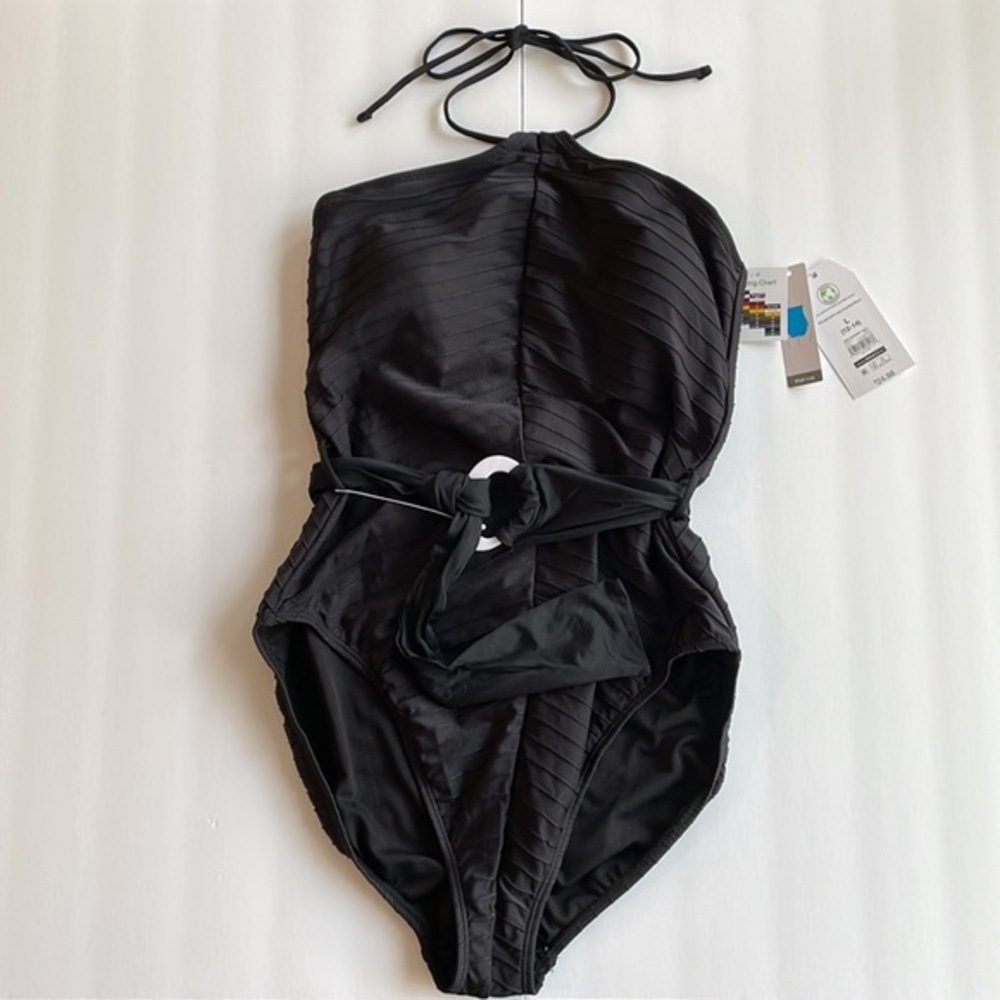 Time and Tru Women's‎ Halter Chevron One-Piece Swimsuit - L (12-14)